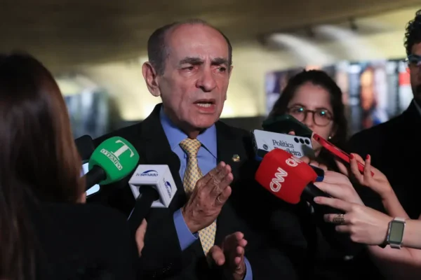 Senado Aprova Fim da Reeleição para Presidente, Governadores e Prefeitos